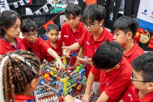 Tạo sân chơi Robotics cho học sinh, sinh viên trên toàn quốc