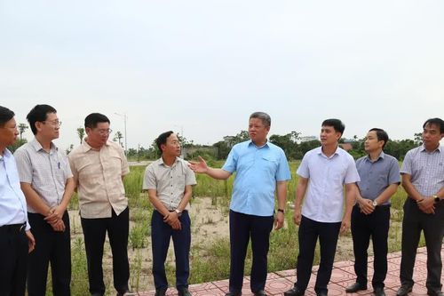 Chủ tịch UBND tỉnh Hưng Yên yêu cầu bàn giao mặt bằng sạch 24 dự án trước 30/9