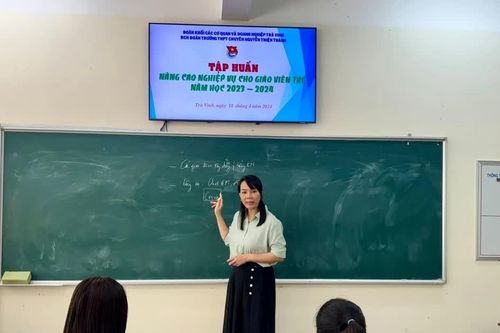 Trường chuyên trước yêu cầu phát triển năng lực sáng tạo và hội nhập