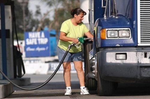 Mỹ tính 'khóa van' xuất khẩu diesel, ngành dầu mỏ cảnh báo phản tác dụng, thị trường toàn cầu thêm sức ép