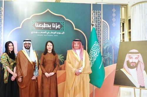 Thứ trưởng Nguyễn Minh Hằng dự Lễ kỷ niệm Quốc khánh Saudi Arabia