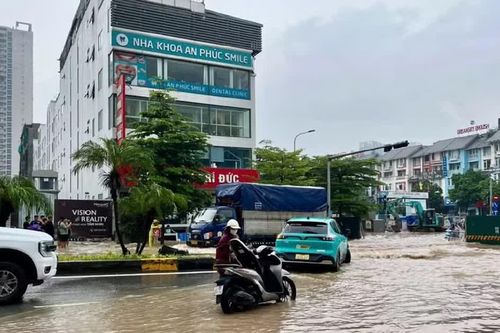 Đô thị hóa phía Tây Hà Nội: Đừng để bê tông hóa lấn át không gian thoát nước