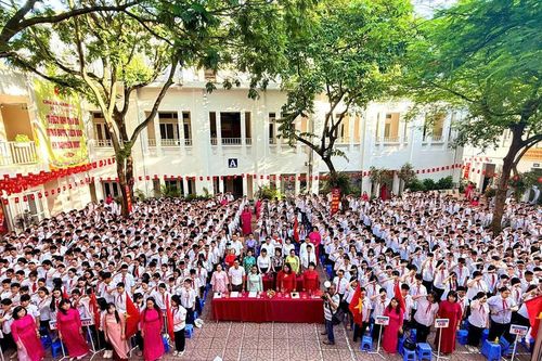 Thủ tướng chỉ đạo giải quyết loạt vấn đề cấp thiết của ngành Giáo dục