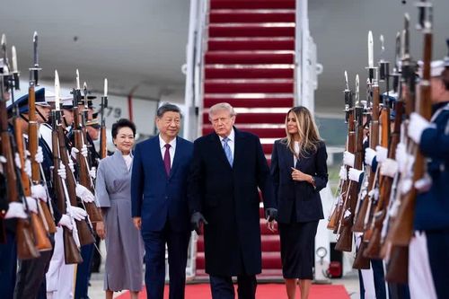 Mỹ-Trung gia hạn đình chiến thương mại thêm 2 tháng: Bước đi tạm thời hay tiền đề cho thỏa thuận lớn hơn?