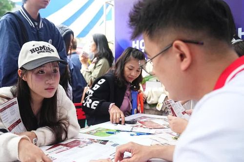 Dự kiến áp dụng một phương thức xét tuyển/ngành: Thí sinh quay cuồng