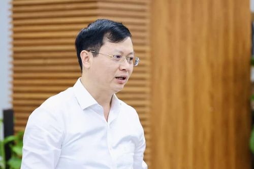 Hà Nội: Chuyển hơn 1.700 hiệu trưởng, hiệu phó sang đứng lớp dạy học