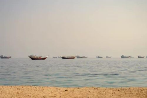 Mỹ và Iran âm thầm đàm phán lộ trình mở lại eo biển Hormuz