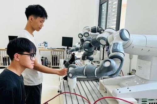 Đại phẫu đào tạo đại học - Bài cuối: Phải biết đau trước những câu hỏi cụ thể