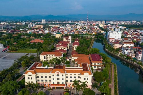 Sử dụng đất gần 40 năm, bất ngờ phát hiện đất nằm trong sổ đỏ hàng xóm