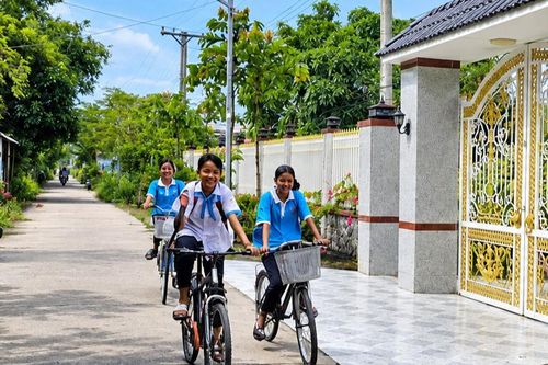 Người thầy gánh đất mở đường, một ấp Khmer có hơn 200 người làm nghề giáo
