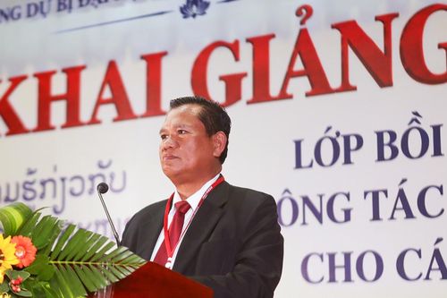 Việt Nam chia sẻ kinh nghiệm quản lý dân tộc, tôn giáo với cán bộ Lào