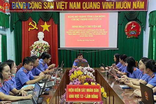 Chi bộ VKSND khu vực 12, tỉnh Lâm Đồng gắn học văn bản mới với công tác kiểm sát