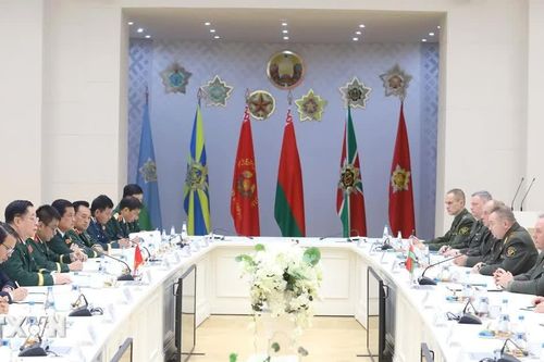 Tăng cường hợp tác quốc phòng Việt Nam-Belarus