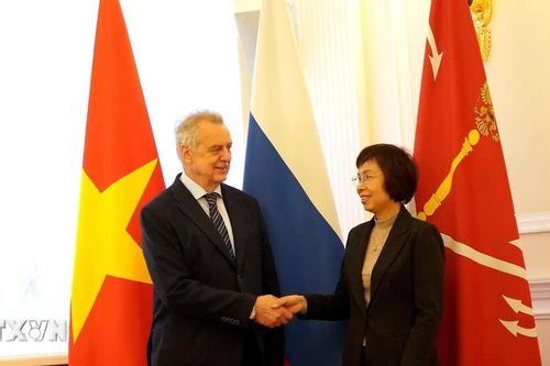 TTXVN ký thỏa thuận hợp tác với Ủy ban Đối ngoại St.Petersburg của Nga