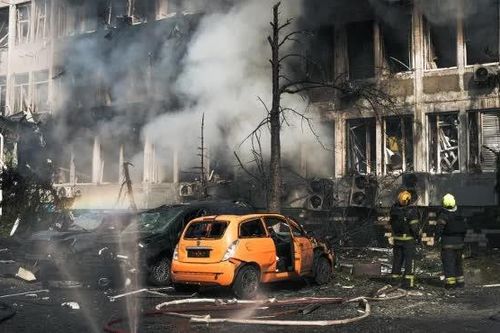 Kiev rung chuyển bởi tên lửa, ông Zelensky gửi thông điệp khẩn tới Mỹ