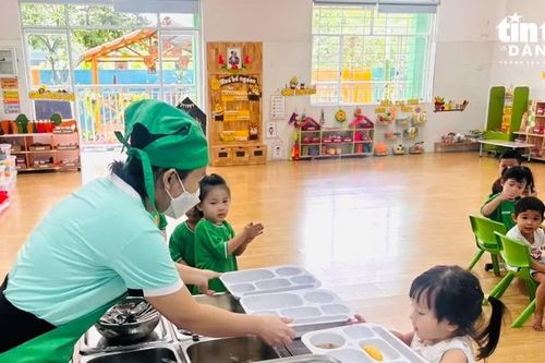 Giữ an toàn suất ăn học đường - Bài cuối: Giám sát bằng dữ liệu