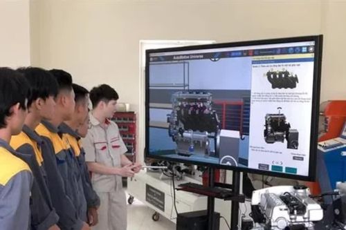Trung học nghề: Học kiến thức cốt lõi, tăng ứng dụng nghề nghiệp