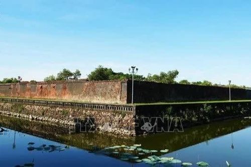 Bảo đảm an toàn cho hệ thống tường Hoàng thành Huế trong mùa mưa bão