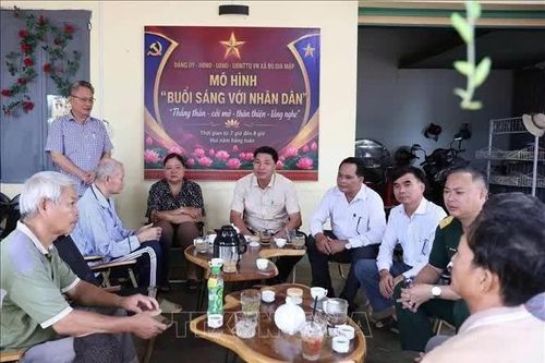 Đổi mới công tác dân vận từ mô hình 'Buổi sáng với nhân dân'