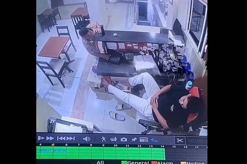 Lẻn vào khách sạn, người phụ nữ bị camera ghi lại hành động xấu xí