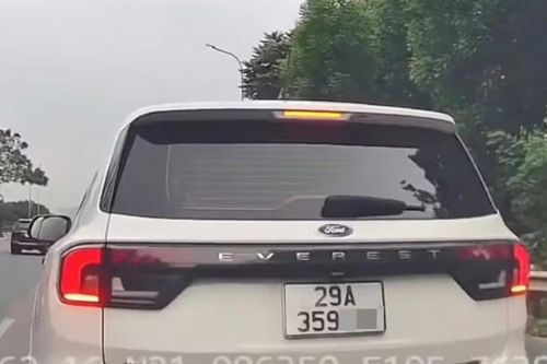 Phanh 'dọa' xe khác trên đường, tài xế nhận phạt 23 triệu đồng