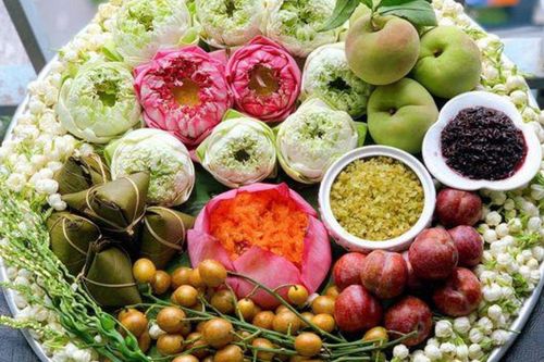 Mâm quả Trung thu nên bày thế nào để mang ý nghĩa may mắn, rước lộc vào nhà?