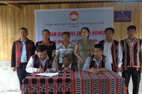 Thủy điện Sông Bung: Hỗ trợ xây nhà cho hộ khó khăn vùng núi Đà Nẵng