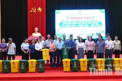 Tập huấn bảo vệ môi trường gắn với sản xuất nông nghiệp