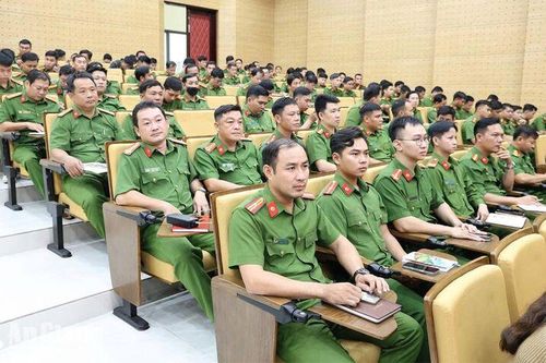 Hơn 500 chỉ huy, cảnh sát khu vực tập huấn nghiệp vụ