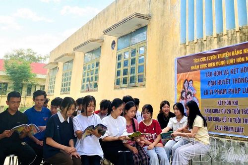 Tổ chức phát động phòng, chống tảo hôn và hôn nhân cận huyết thống sáng 27/9