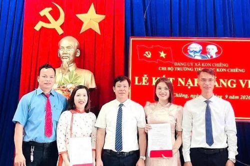 Gỡ điểm nghẽn trong phát triển đảng viên