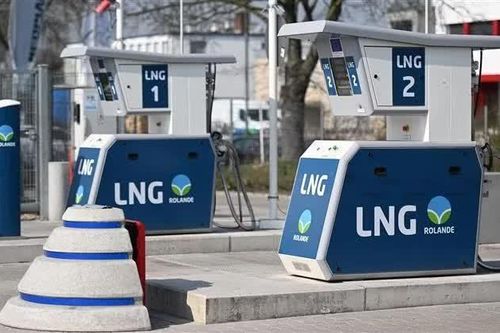 Đức hướng tới ô tô điện và nhà ở không dùng dầu, khí đốt vào năm 2045