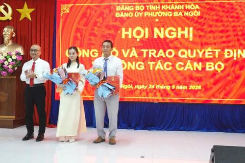 Phường Ba Ngòi công bố các quyết định về công tác cán bộ