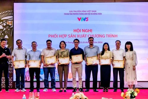 Hội nghị cộng tác viên và bồi dưỡng nghiệp vụ 'Ứng dụng AI trong sản xuất tin tức truyền hình'