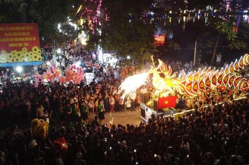Lung linh “Trăng rằm Đất Ngọc”