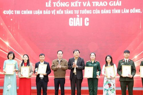 Bảo vệ nền tảng tư tưởng của Đảng bắt đầu từ cơ sở