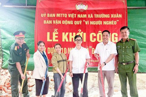 Xây dựng 10 căn nhà đại đoàn kết cho hộ khó khăn xã Trường Xuân