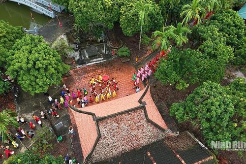 Khai mạc lễ hội truyền thống đình, đền làng Bạch Cừ