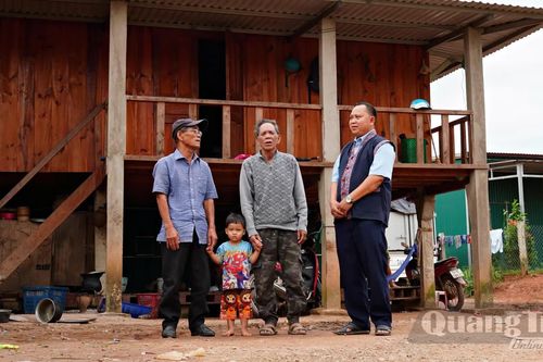Góp sức giữ bình yên nơi biên giới