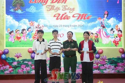 Chương trình Đêm hội Trăng rằm 'Lồng đèn thắp sáng ước mơ'