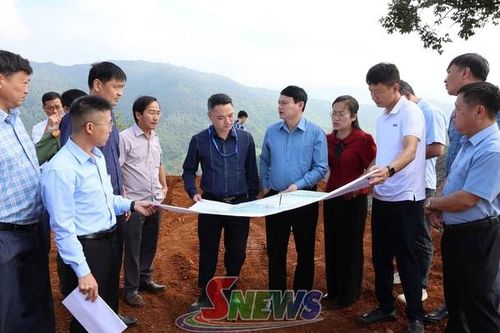 Đồng chí Phó Chủ tịch UBND tỉnh kiểm tra, tháo gỡ khó khăn, vướng mắc trong thực hiện các nhiệm vụ tại xã Phiêng Cằm