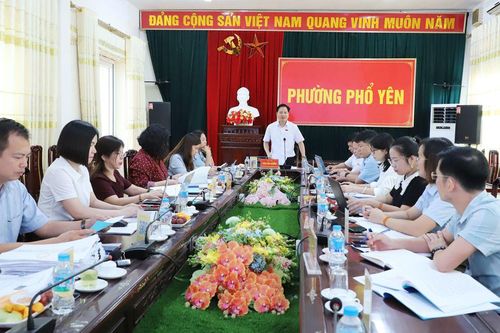 Giám sát thực hiện thủ tục hành chính tại phường Phổ Yên