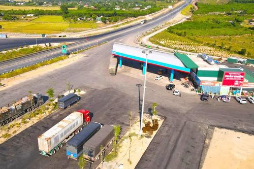 Hai trạm dừng nghỉ trên cao tốc đối diện nguy cơ dừng hợp đồng