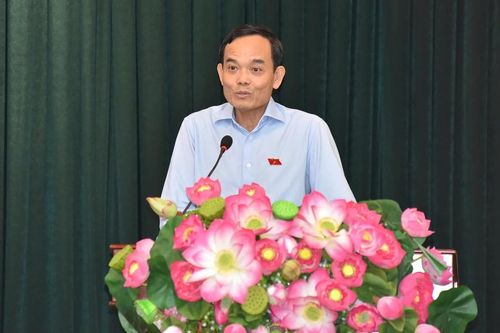 Bí thư Trần Lưu Quang: TP.HCM không cấm xe xăng, ưu tiên giao thông công cộng