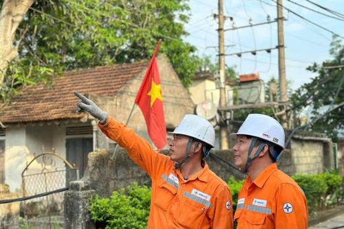EVNNPC duy trì đà tăng trưởng, tăng tốc bảo đảm cung ứng điện những tháng cuối năm 2026