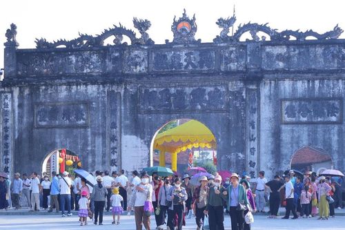 Nghị quyết số 26-NQ/TW về phát triển du lịch Việt Nam trở thành ngành kinh tế mũi nhọn trong kỷ nguyên mới Bài 1: Nhìn thẳng vào nghịch lý để khơi thông tiềm năng