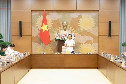 Đổi mới chính sách ưu đãi đầu tư, siết điều kiện chỉ định thầu