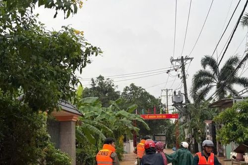 Công an Đồng Nai sẵn sàng giúp dân ứng phó với mưa, lũ