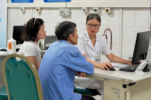 Nữ bác sĩ người Việt trở thành Đại sứ quỹ quốc tế về điều trị ung thư