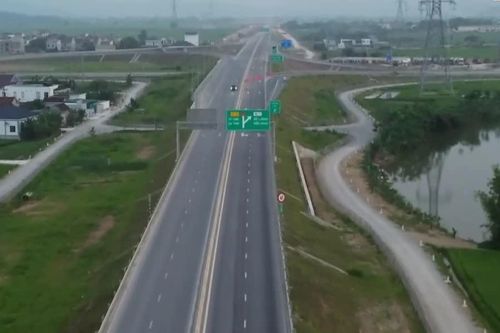 Đề xuất đầu tư hơn 550 km cao tốc Bắc - Nam